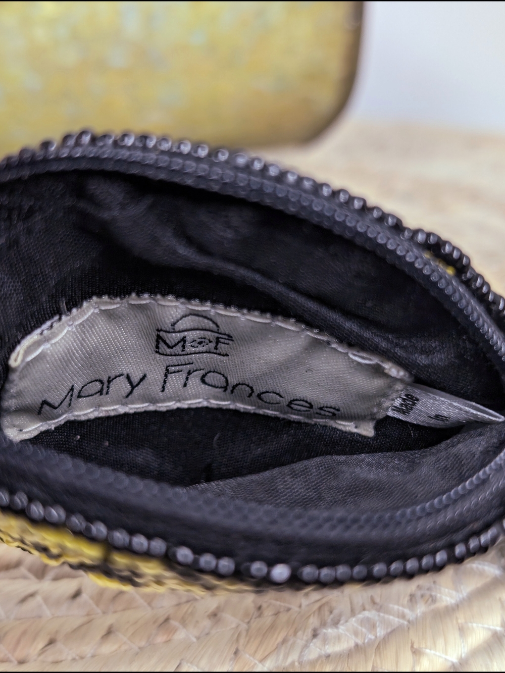 Mary Frances Hand Beaded Pineapple Keychain Wallet Summer Tropical Beach Mermaid - Picture 12 of 12